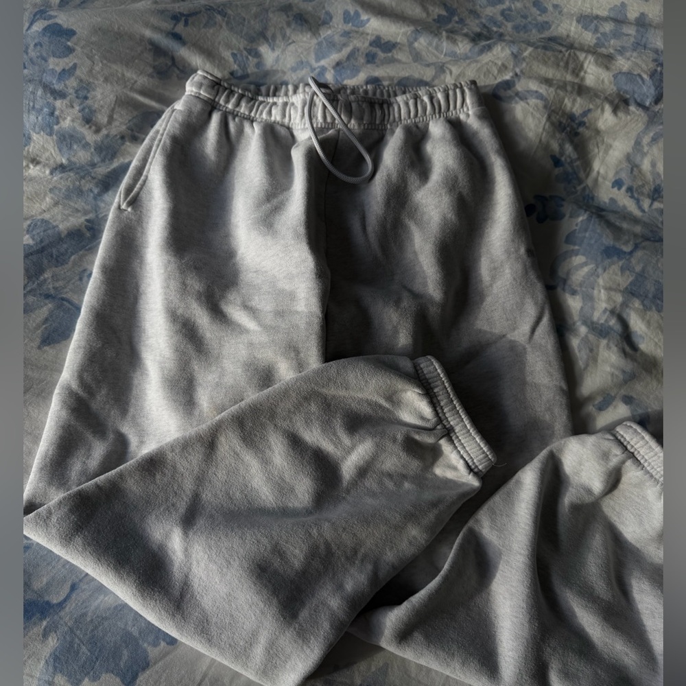 Grey megafit TNA sweats